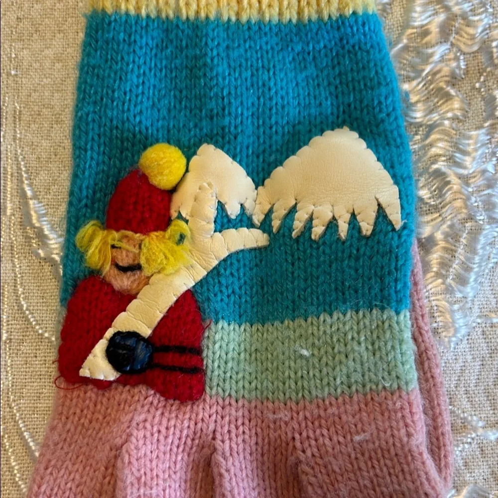 Colorful Ladies Winter Gloves with Adorable Leather Skiing Design; Lightly Worn!
